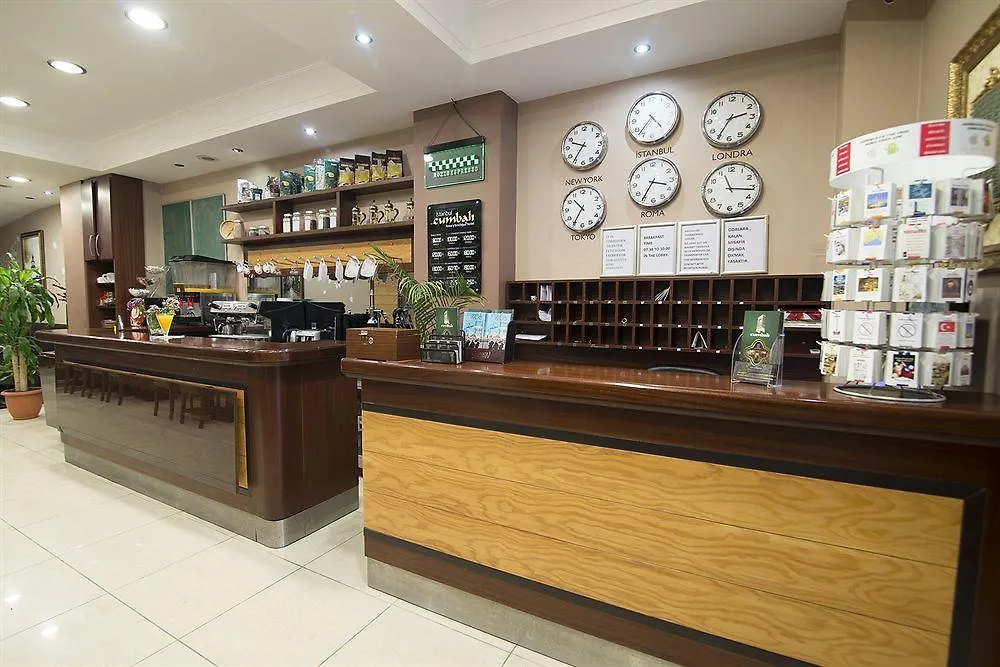 坤巴利套房酒店 伊斯坦布尔 2*,